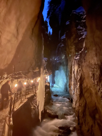 Torchlight hike with fondue, raclette or hat grill